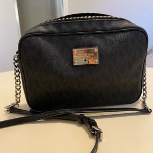 Michael Kors Jet Set Large Crossbody